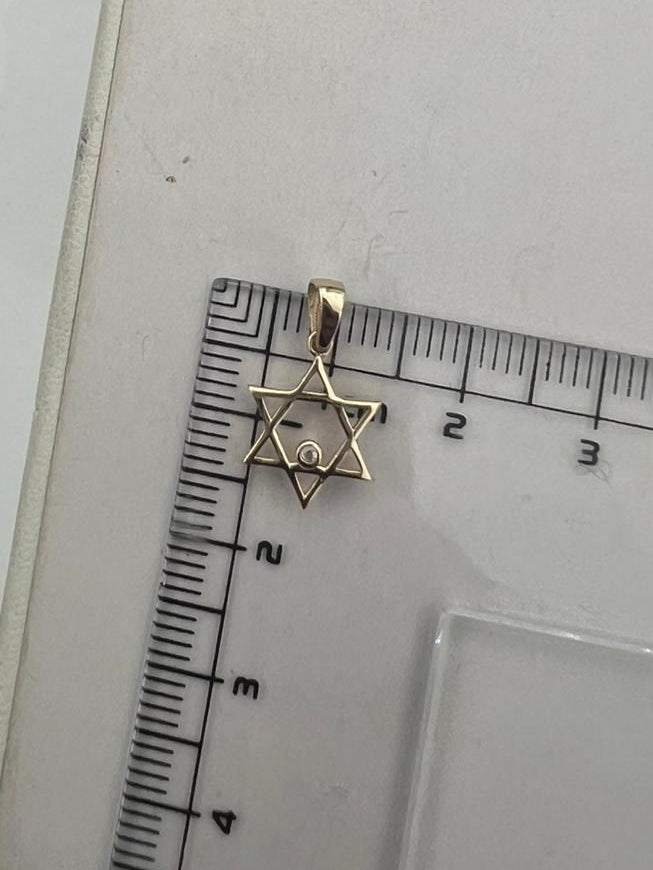 תליון מגן דוד "נקודת אור" מזהב 14 קראט | ANG 0.55 דגם