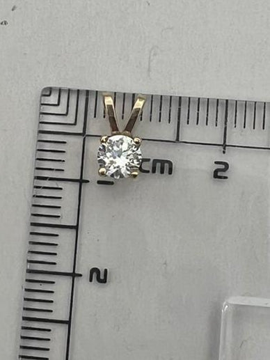 תליון יהלום עדין | RAM 0.54 דגם